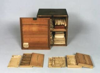 冷泉家秘伝の箱130年ぶり開封　藤原定家の古今集注釈書発見