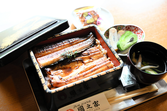 【名人戦を写真で】豊島挑戦者の昼食「成田名物『上うな重』」