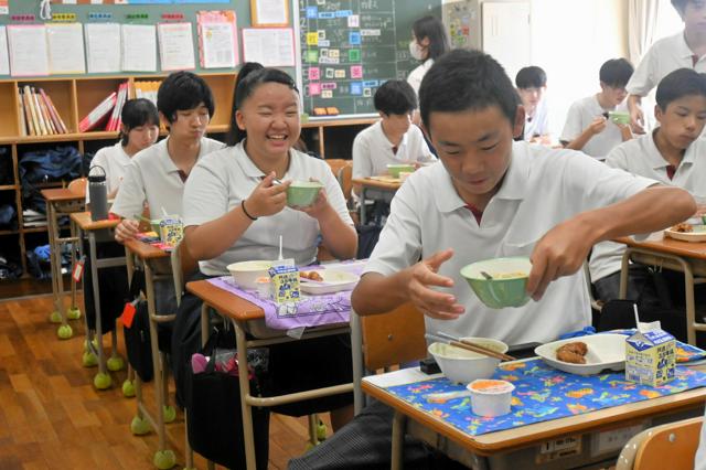 全員給食始まったけど…初日におかずの品数減るトラブル　神戸市立中