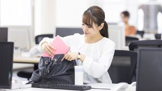 “さくっと” 仕事を片付けて定時で帰ろう！―「気にならない」8割、「使うことがある」5割 : 文化庁が新しい擬態語の定着調査