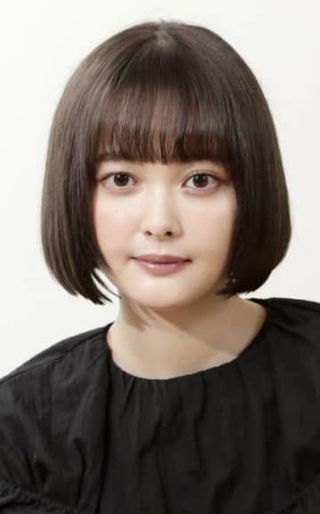 俳優の玉城ティナさんが結婚　「居心地いい家庭を築けるように」