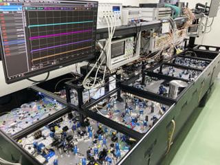 光量子計算機の開発に成功、理研　従来型より高性能、年内にも開放